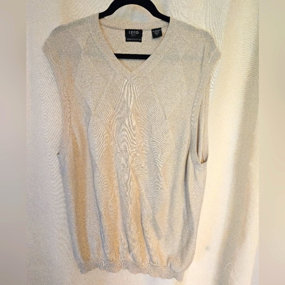Izod Cream V-Neck Sweater Vest